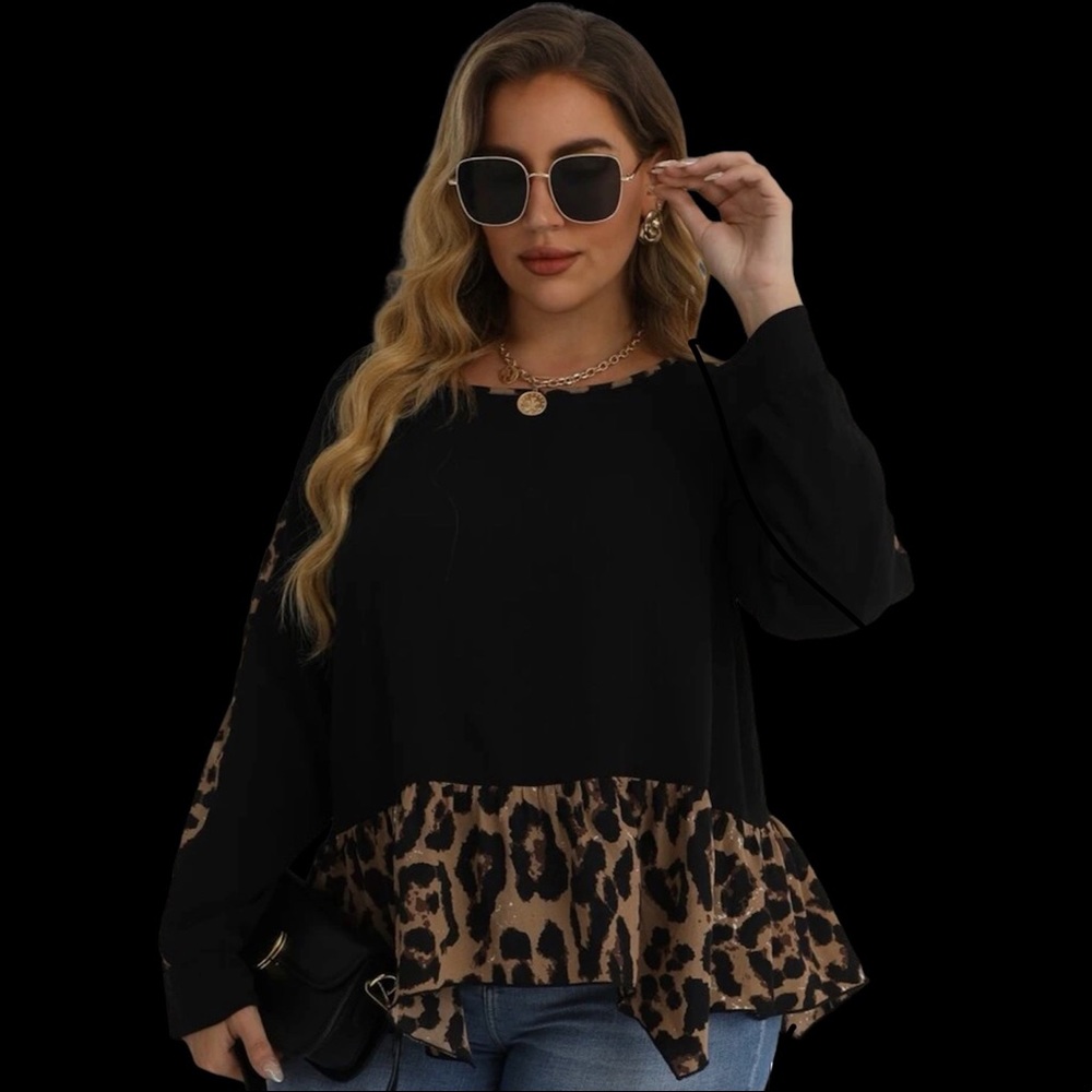 SOLD! NWOT Leopard Print Hem Blouse